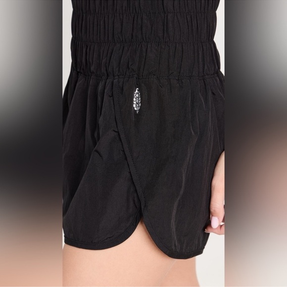 Free people movement on the way home shorts black - Picture 2 of 6